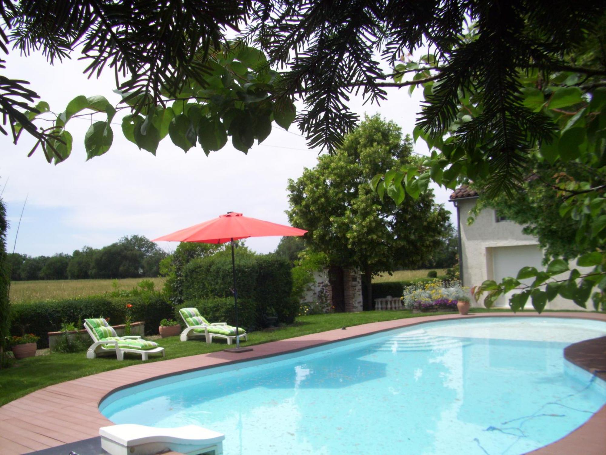 Le Clos De Saint Amour Montauban Eksteriør billede
